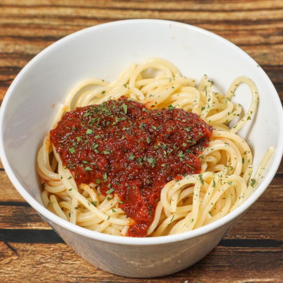 Pâtes à la sauce tomate